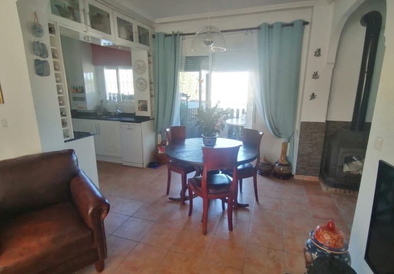 3 bedroom Villa for sale in San Miguel de Salinas - € 260,000 (Ref: 9796600)