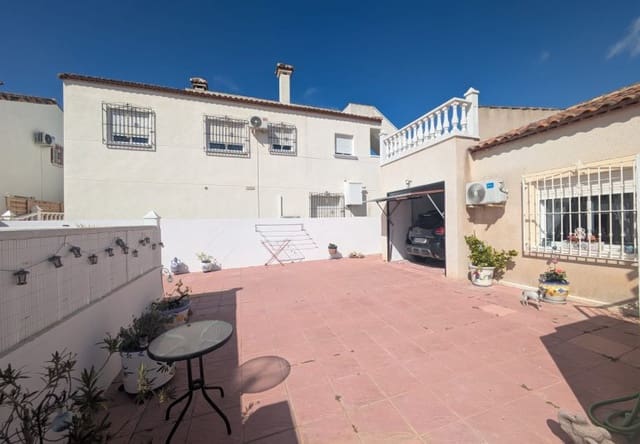 3 soveværelse Villa til salg i San Miguel de Salinas - € 260.000 (Ref: 9796600)