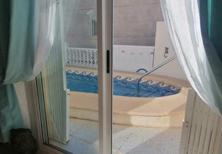 3 bedroom Villa for sale in San Miguel de Salinas - € 260,000 (Ref: 9796600)