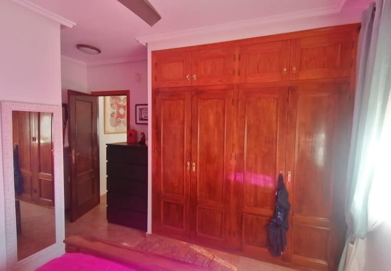 3 bedroom Villa for sale in San Miguel de Salinas - € 260,000 (Ref: 9796600)