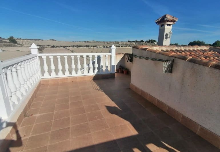 3 bedroom Villa for sale in San Miguel de Salinas - € 260,000 (Ref: 9796600)