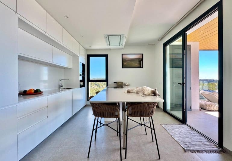 2 slaapkamer Appartement te koop in Las Colinas Golf met zwembad - € 425.000 (Ref: 9796602)