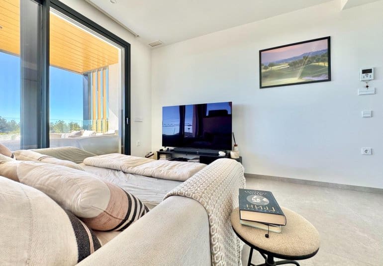 2 slaapkamer Appartement te koop in Las Colinas Golf met zwembad - € 425.000 (Ref: 9796602)