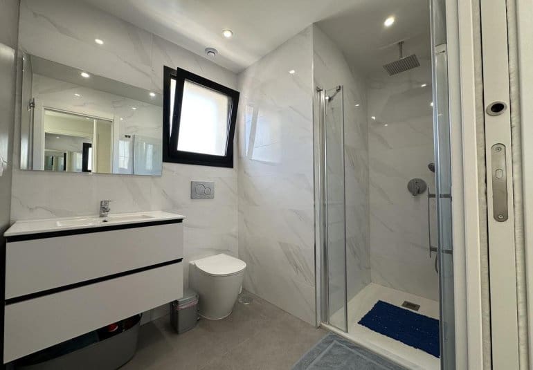 2 sovrum Takvåning till salu i Orihuela Costa med pool - 375 000 € (Ref: 9796603)