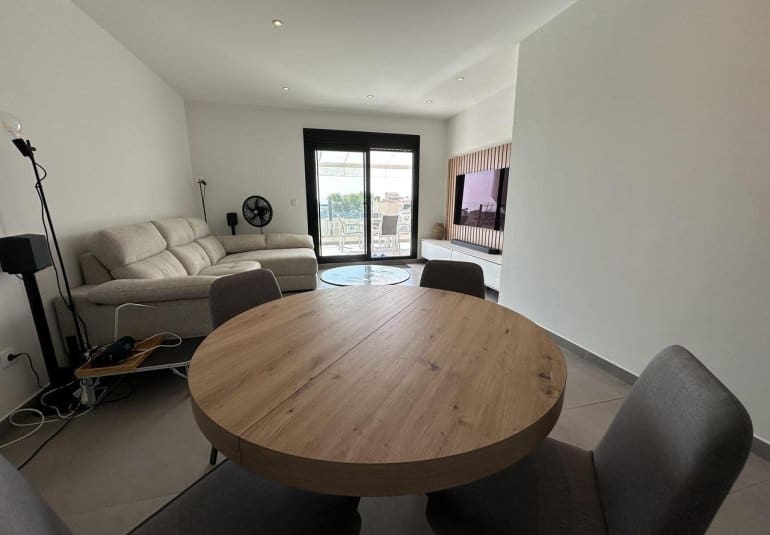 2 sovrum Takvåning till salu i Orihuela Costa med pool - 375 000 € (Ref: 9796603)