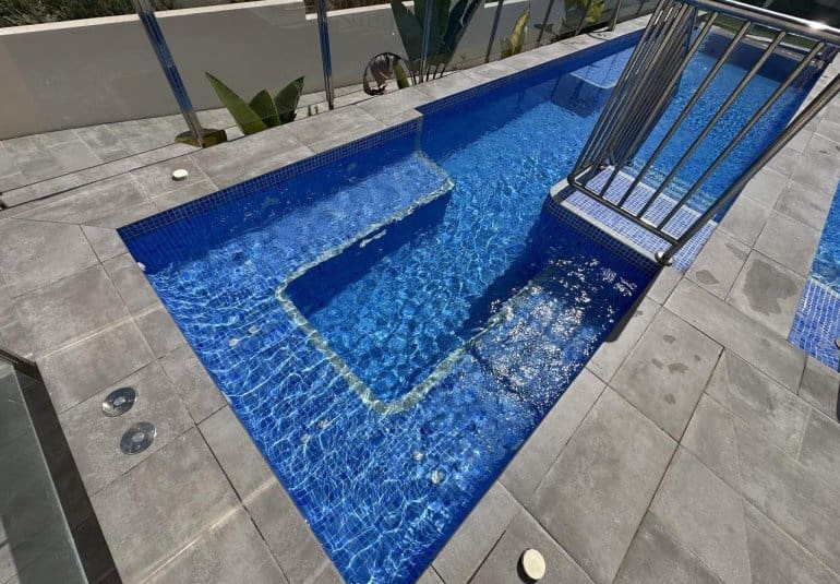 2 sovrum Takvåning till salu i Orihuela Costa med pool - 375 000 € (Ref: 9796603)