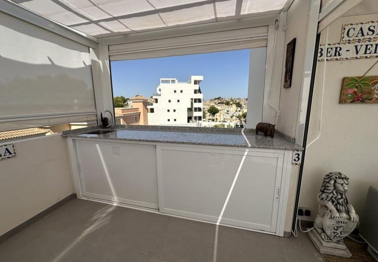 2 sovrum Takvåning till salu i Orihuela Costa med pool - 375 000 € (Ref: 9796603)