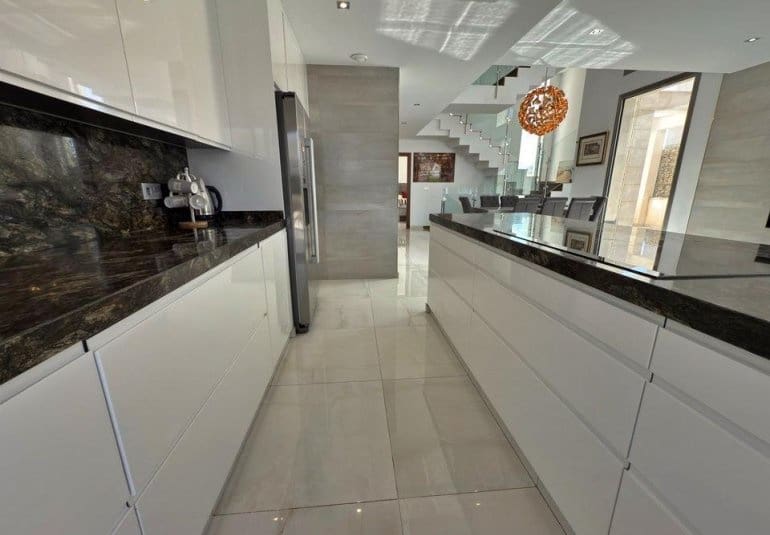 5 soveværelse Villa til salg i Villamartin - € 859.900 (Ref: 9796604)