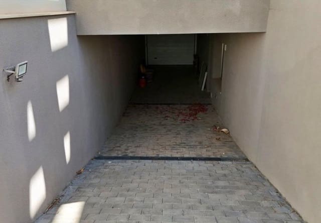 5 soveværelse Villa til salg i Villamartin, Orihuela - € 859.900 (Ref: 9796604)