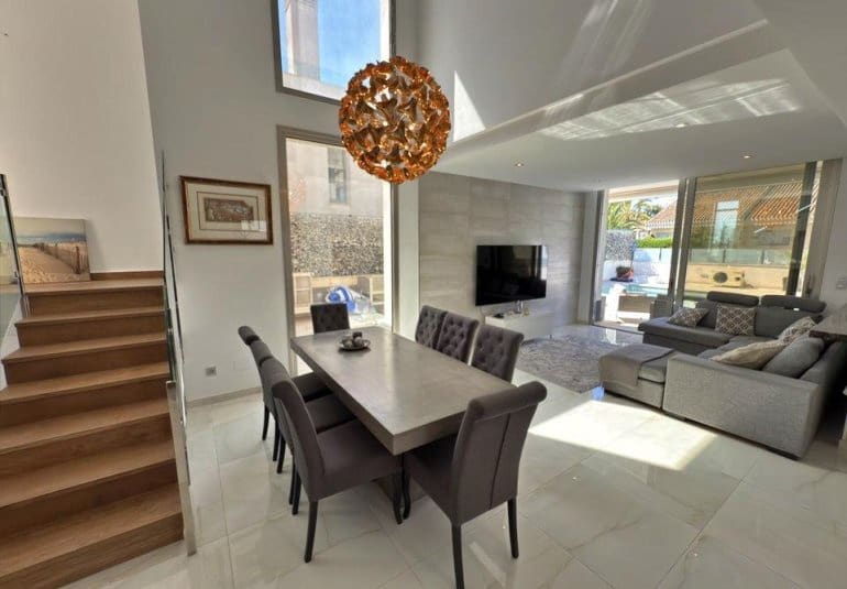 5 soveværelse Villa til salg i Villamartin - € 859.900 (Ref: 9796604)