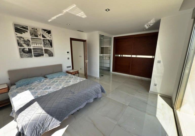 5 soveværelse Villa til salg i Villamartin - € 859.900 (Ref: 9796604)