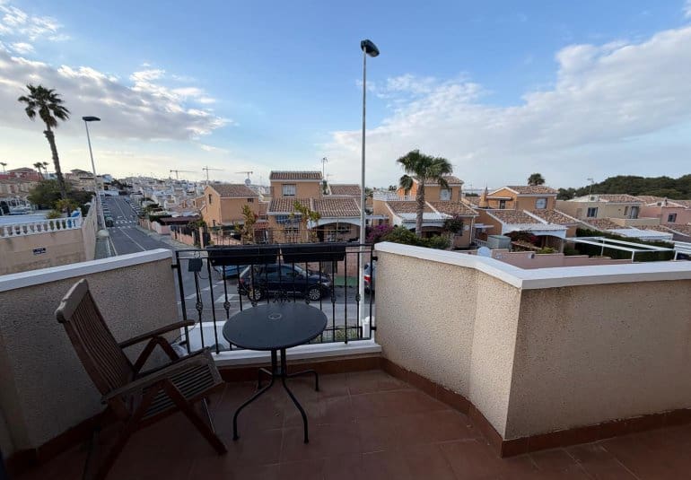 2 soveværelse Byhus til salg i Los Balcones med swimmingpool - € 247.000 (Ref: 9796605)