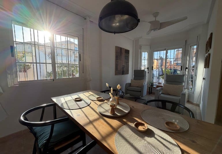 2 soveværelse Byhus til salg i Los Balcones med swimmingpool - € 247.000 (Ref: 9796605)