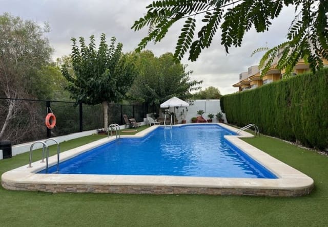 2 soveværelse Byhus til salg i Los Balcones med swimmingpool - € 247.000 (Ref: 9796605)