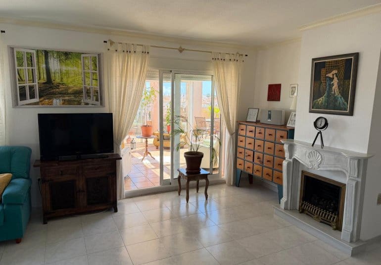 2 sovrum Takvåning till salu i Playa Flamenca med pool - 319 900 € (Ref: 9796606)