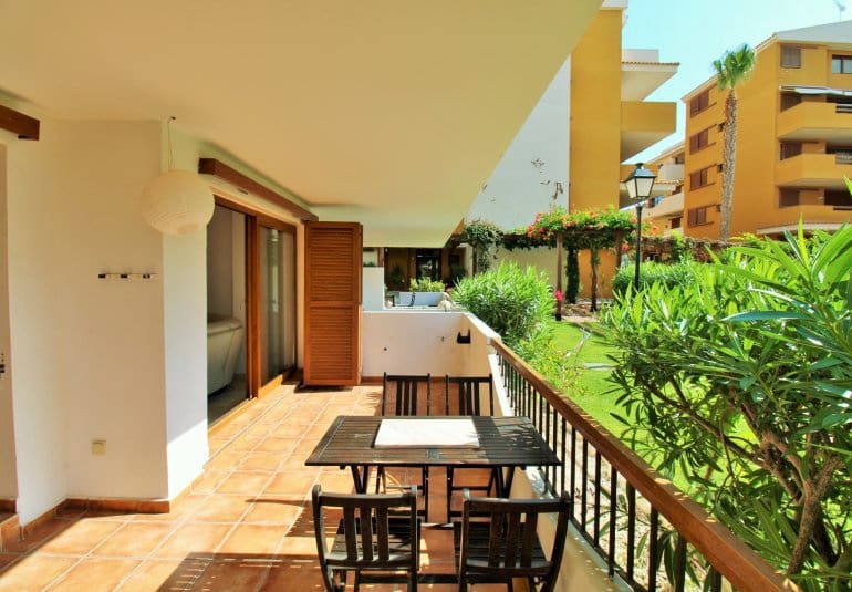 2 quarto Apartamento para venda em Punta Prima com piscina - 239 000 € (Ref: 9797237)