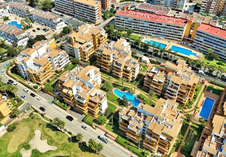 2 quarto Apartamento para venda em Punta Prima com piscina - 239 000 € (Ref: 9797237)