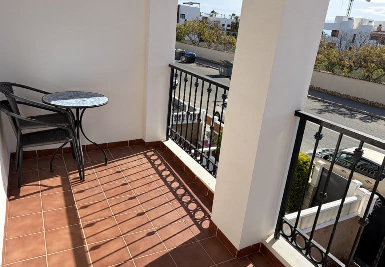 2 bedroom Townhouse for sale in Orihuela Costa with pool - € 184,950 (Ref: 9797238)