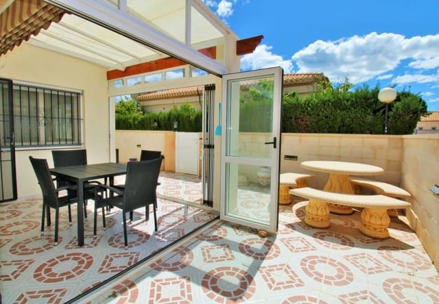 3 sovrum Hus till salu i Playa Flamenca, Orihuela med pool - 249 950 € (Ref: 9797239)