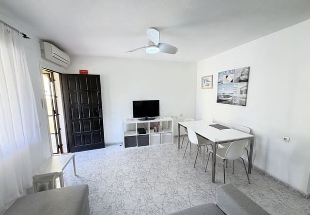 2 bedroom Apartment for sale in Villamartin, Orihuela with pool - € 159,995 (Ref: 9814086)