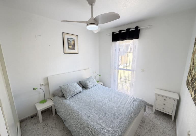 2 bedroom Apartment for sale in Villamartin with pool - € 159,995 (Ref: 9814086)