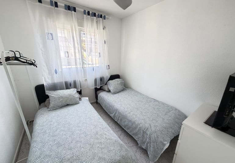 2 bedroom Apartment for sale in Villamartin with pool - € 159,995 (Ref: 9814086)