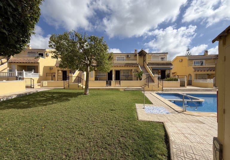 2 bedroom Apartment for sale in Villamartin with pool - € 159,995 (Ref: 9814086)