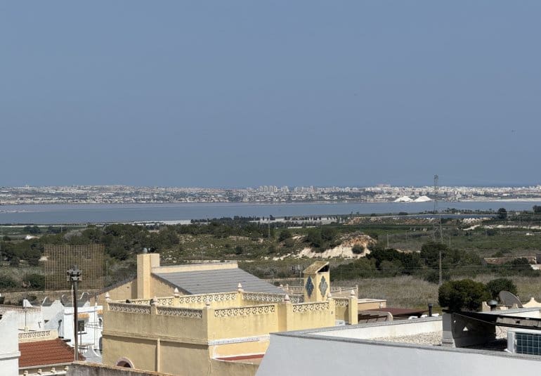 2 soveværelse Bungalow til salg i San Miguel de Salinas - € 156.950 (Ref: 9816861)