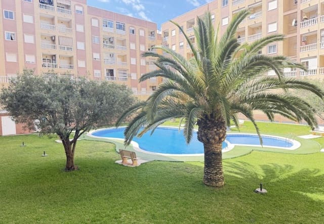 2 sovrum Lägenhet till salu i Torrevieja med pool - 137 500 € (Ref: 9844924)