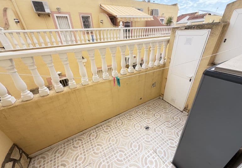 2 sypialnia Dom na sprzedaż w Villamartin z basenem - 179 995 € (Ref: 9844925)
