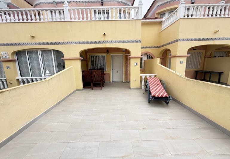 2 sypialnia Dom na sprzedaż w Villamartin z basenem - 179 995 € (Ref: 9844925)