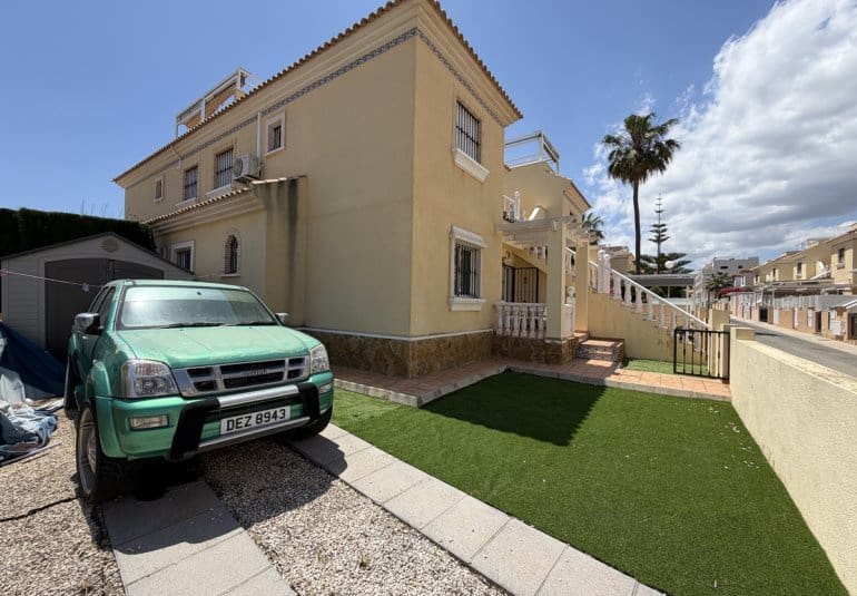 2 bedroom Apartment for sale in Los Dolses with pool - € 199,995 (Ref: 9844926)