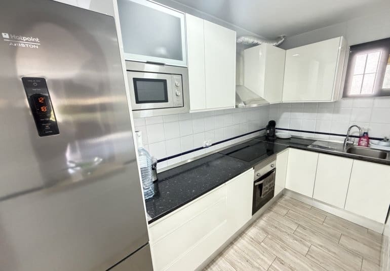 3 quarto Moradia para venda em Villamartin com piscina - 260 000 € (Ref: 9844927)