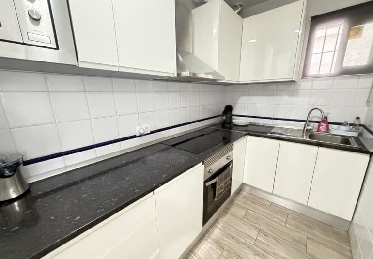 3 quarto Moradia para venda em Villamartin com piscina - 260 000 € (Ref: 9844927)