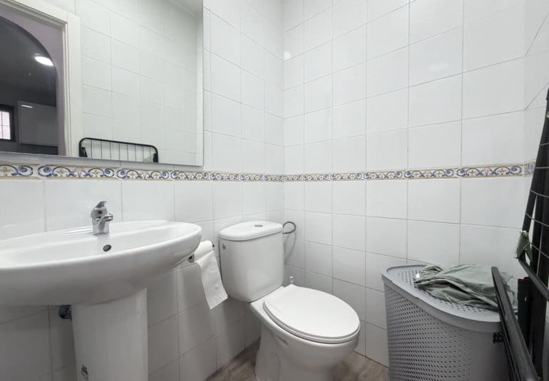 3 quarto Moradia para venda em Villamartin com piscina - 260 000 € (Ref: 9844927)
