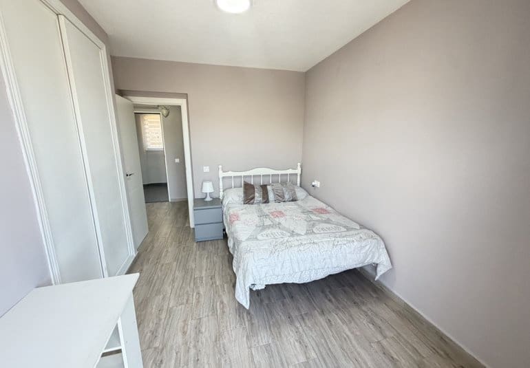 3 quarto Moradia para venda em Villamartin com piscina - 260 000 € (Ref: 9844927)