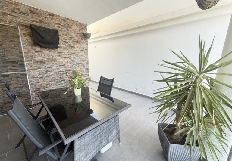 3 quarto Moradia para venda em Villamartin com piscina - 260 000 € (Ref: 9844927)