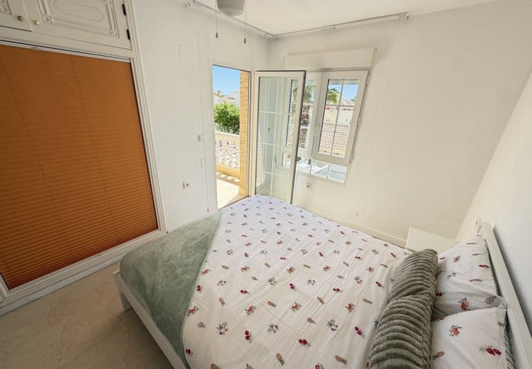 4 Zimmer Villa zu verkaufen in Las Ramblas Golf mit Pool - 349.995 € (Ref: 9848931)