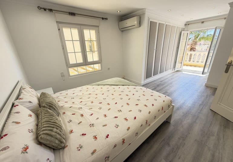 4 Zimmer Villa zu verkaufen in Las Ramblas Golf mit Pool - 349.995 € (Ref: 9848931)