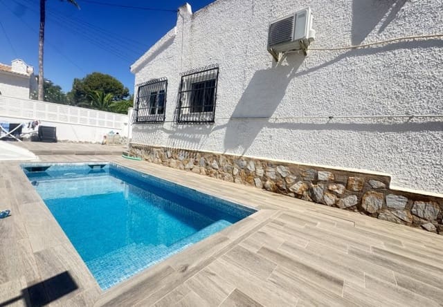 2 makuuhuone Huvila myytävänä paikassa Blue Lagoon mukana uima-altaan - 249 000 € (Ref: 9850832)