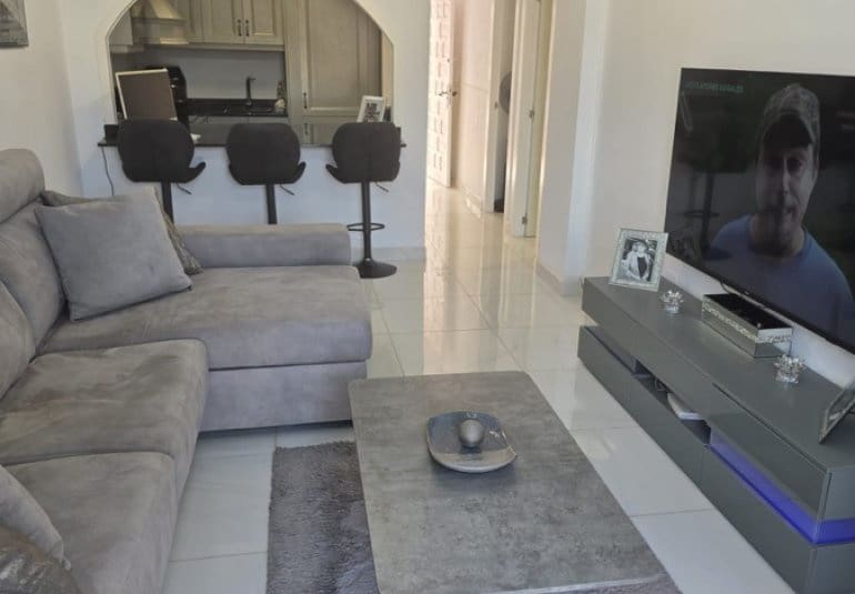 1 soveværelse Lejlighed til salg i Villamartin med swimmingpool - € 139.900 (Ref: 9861458)