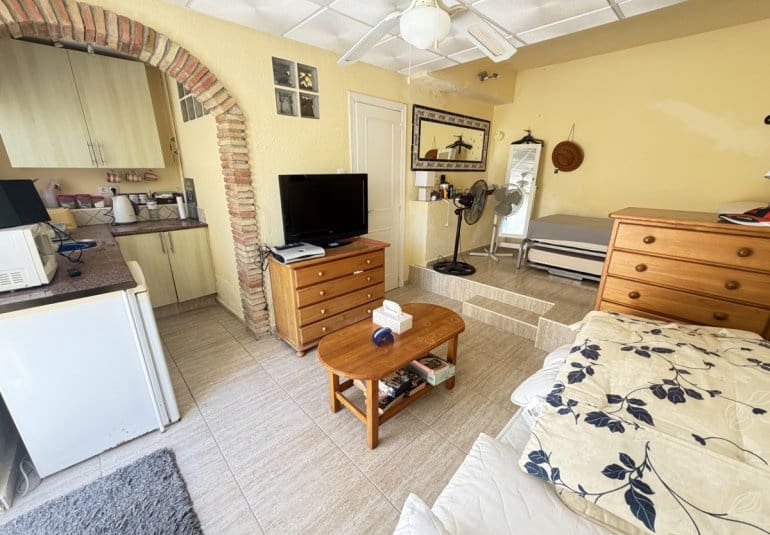 3 slaapkamer Huis te koop in San Miguel de Salinas met zwembad - € 235.000 (Ref: 9861459)