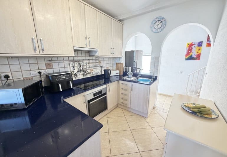 3 slaapkamer Huis te koop in San Miguel de Salinas met zwembad - € 235.000 (Ref: 9861459)