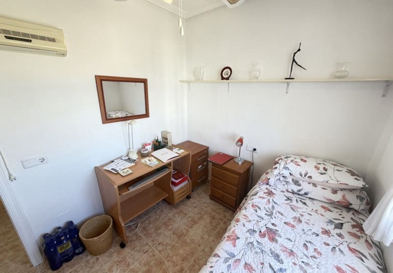 Apartamento de 3 habitaciones en La Zenia en venta con piscina - 188.500 € (Ref: 9861460)
