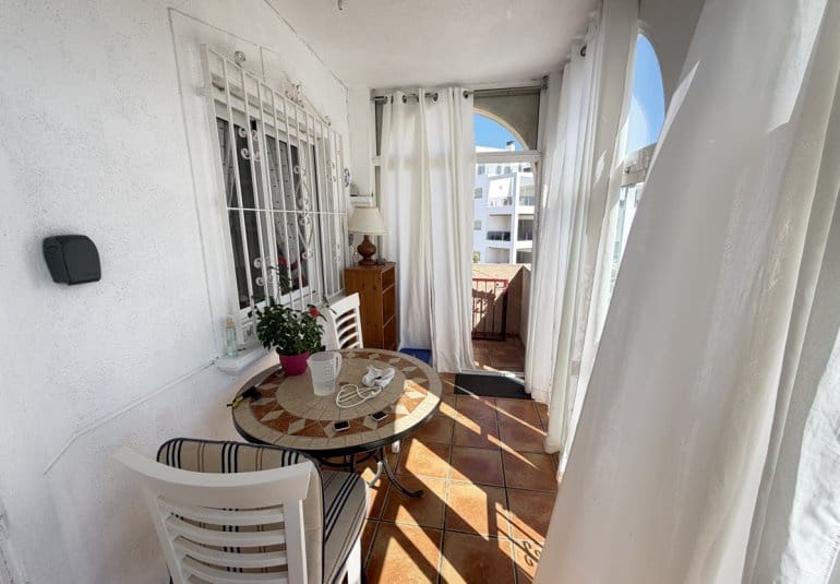 Apartamento de 3 habitaciones en La Zenia en venta con piscina - 188.500 € (Ref: 9861460)