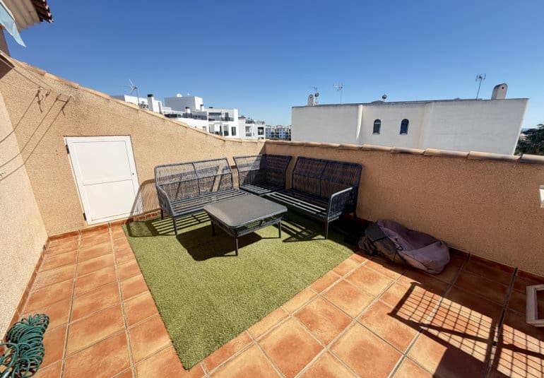 Apartamento de 3 habitaciones en La Zenia en venta con piscina - 188.500 € (Ref: 9861460)