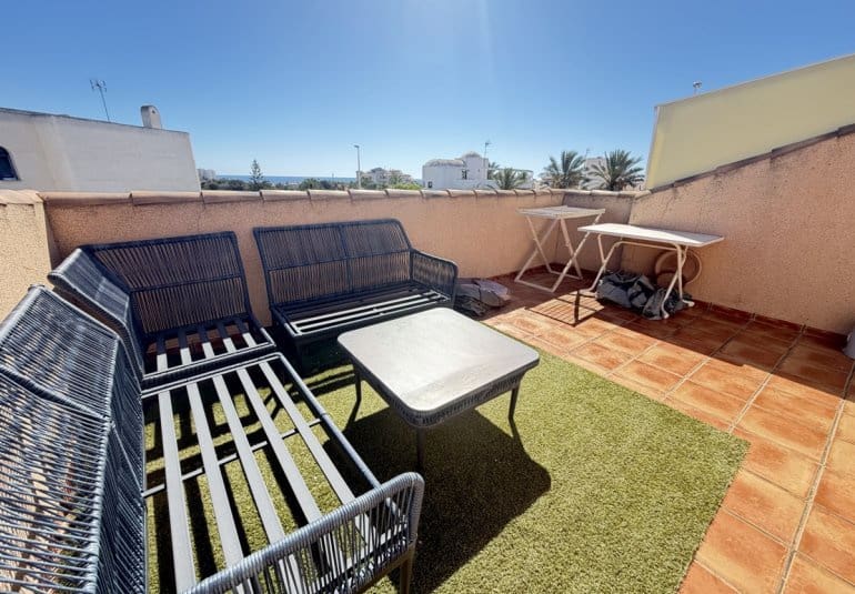 Apartamento de 3 habitaciones en La Zenia en venta con piscina - 188.500 € (Ref: 9861460)