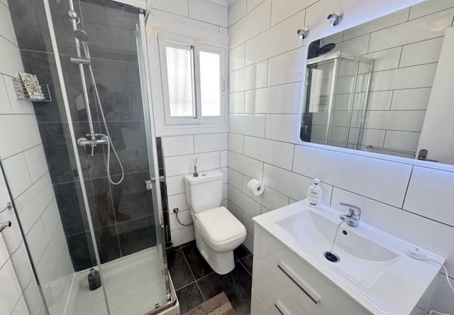 2 bedroom Villa for sale in Alicante / Alacant city with pool - € 289,995 (Ref: 9861461)
