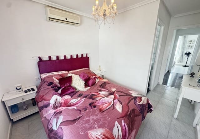 2 bedroom Villa for sale in Alicante / Alacant city with pool - € 289,995 (Ref: 9861461)
