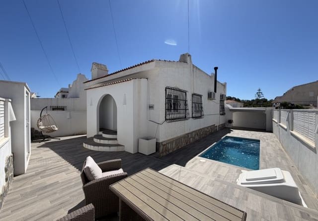 2 soveværelse Villa til salg i Blue Lagoon med swimmingpool - € 249.000 (Ref: 9863868)